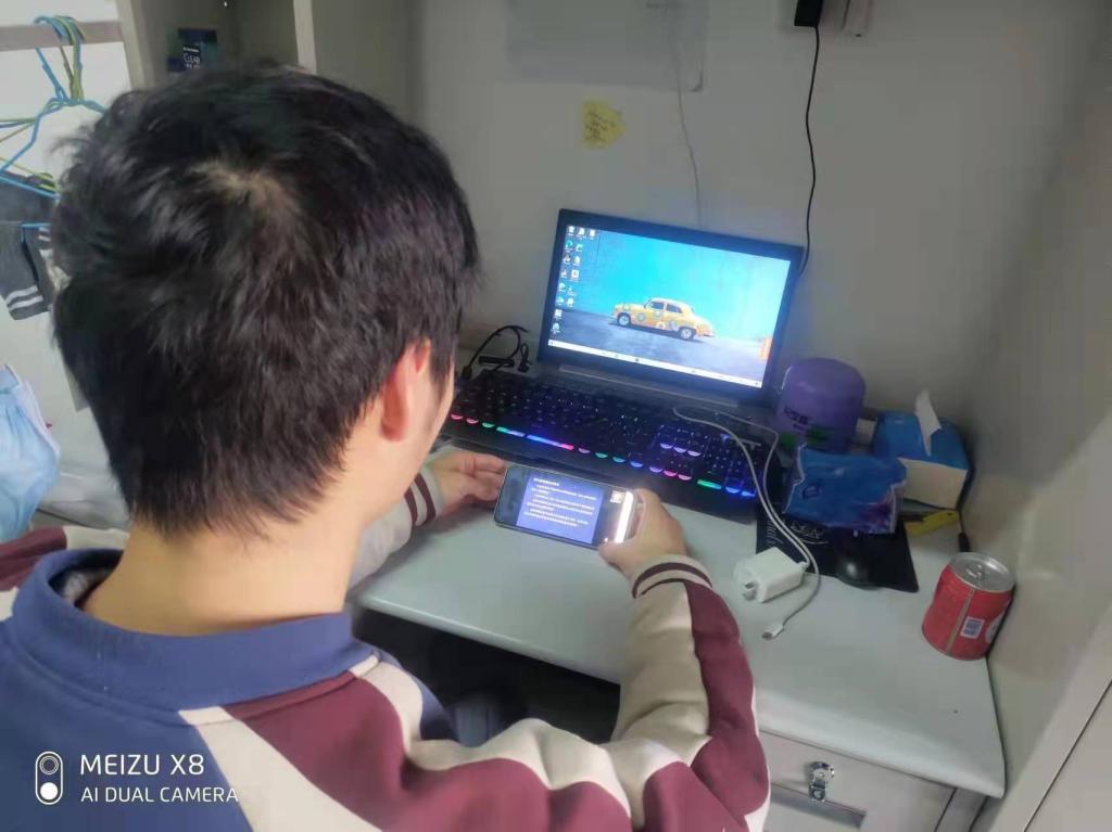 员工3